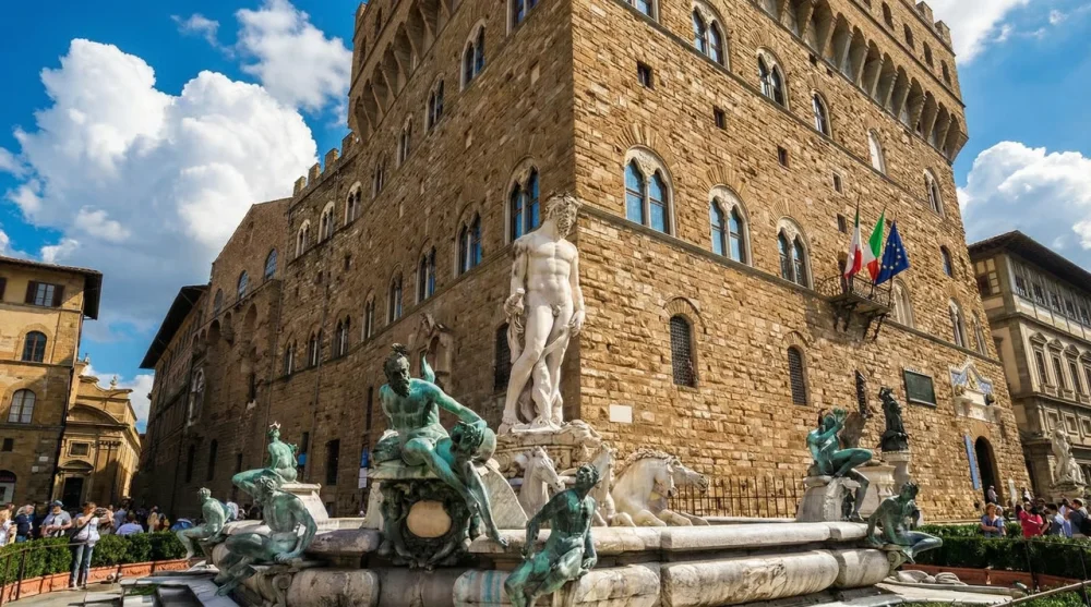 The Fountain of Neptune (Il Biancone) with bronze sea creatures.