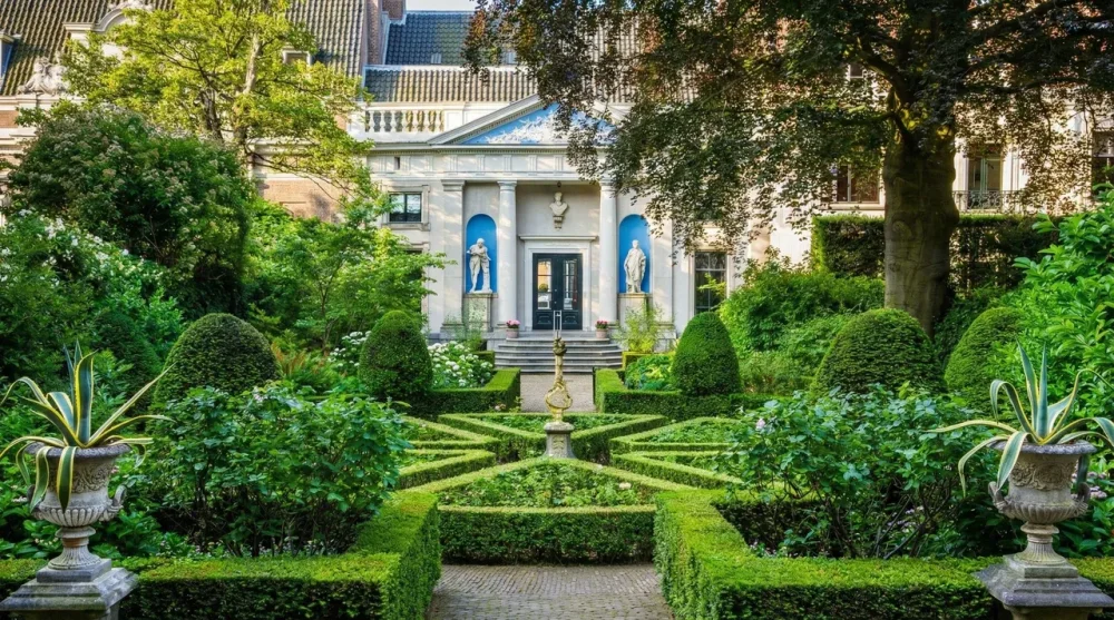 Museum Van Loon Amsterdam: Tickets, Hours & Inside Look
