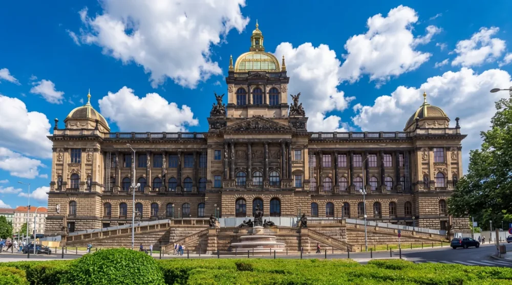 Prague National Museum: Tickets, Hours & Exhibits