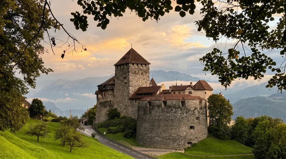 Schloss Vaduz: Was Besucher wirklich erwarten duerfen