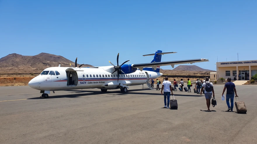 How to Get Around Cape Verde: Aluguers, Ferries & Domestic Flights