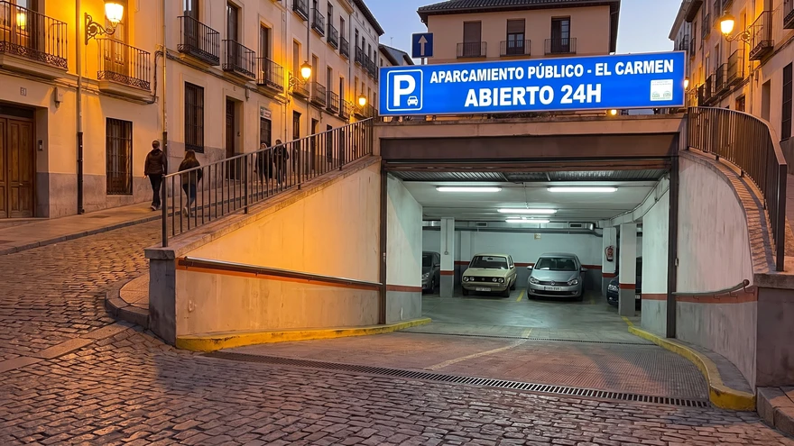 Driving and Parking in Gibraltar: Border Queues & Smart Alternatives