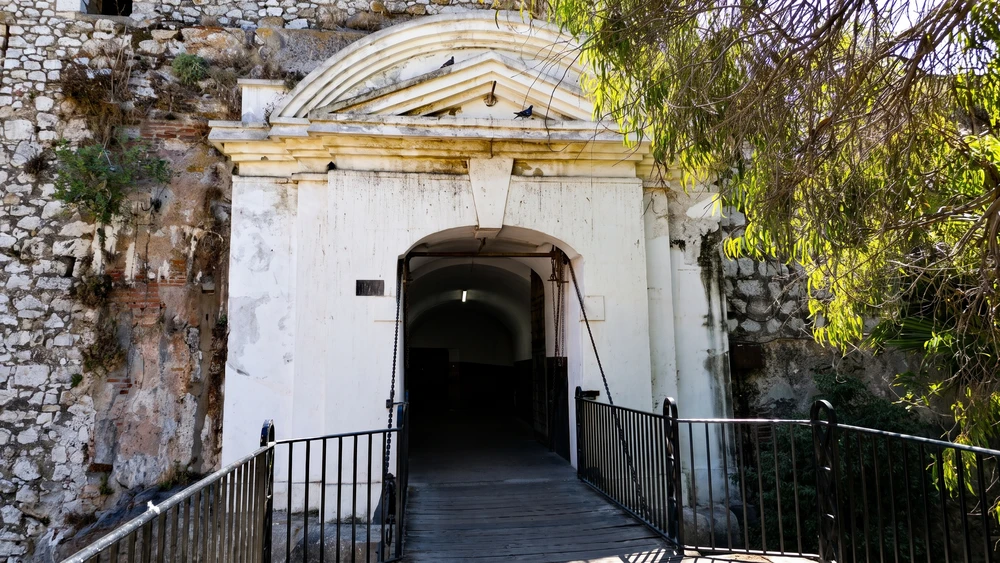 Walking Gibraltar Old Town Walls: Charles V Wall to Landport Tunnel